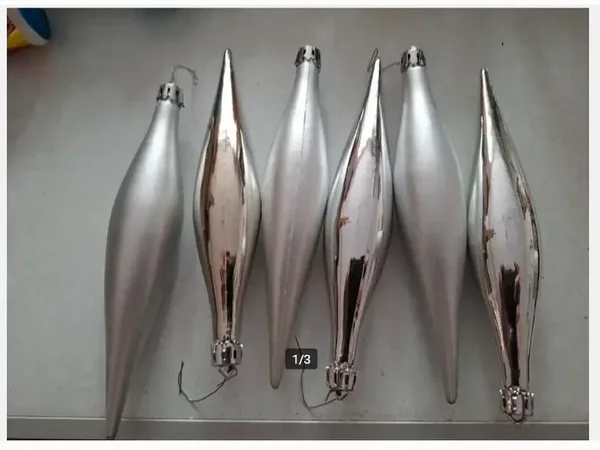 6 zilverkleurige pegels