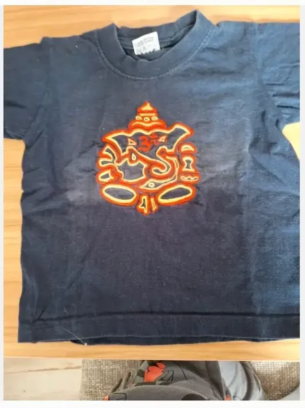 Blauw tshirt met tekening maat 128