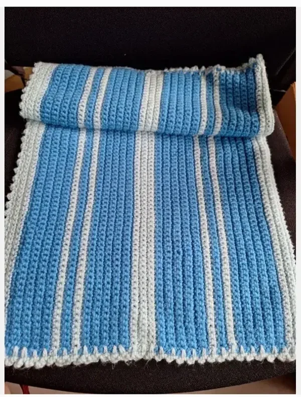 Blauwe baby deken