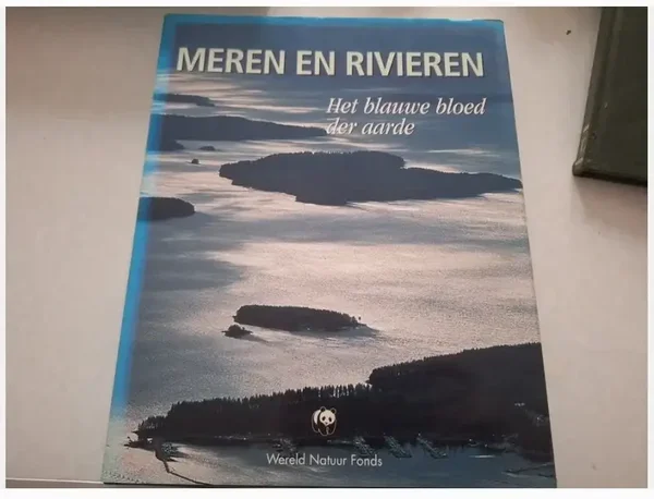 Boek meren en rivieren