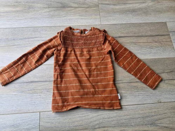Bruin gestreept shirt Maat 98-104