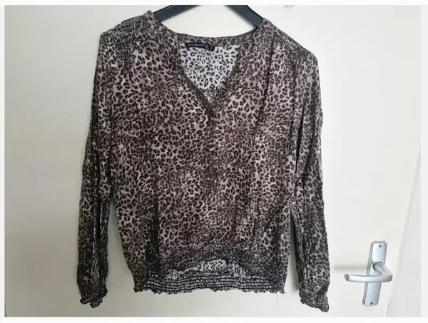 Bruine panterprint blouse Maat 38