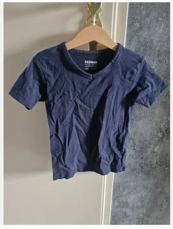 Donkerblauw effen tshirt maat 110-116
