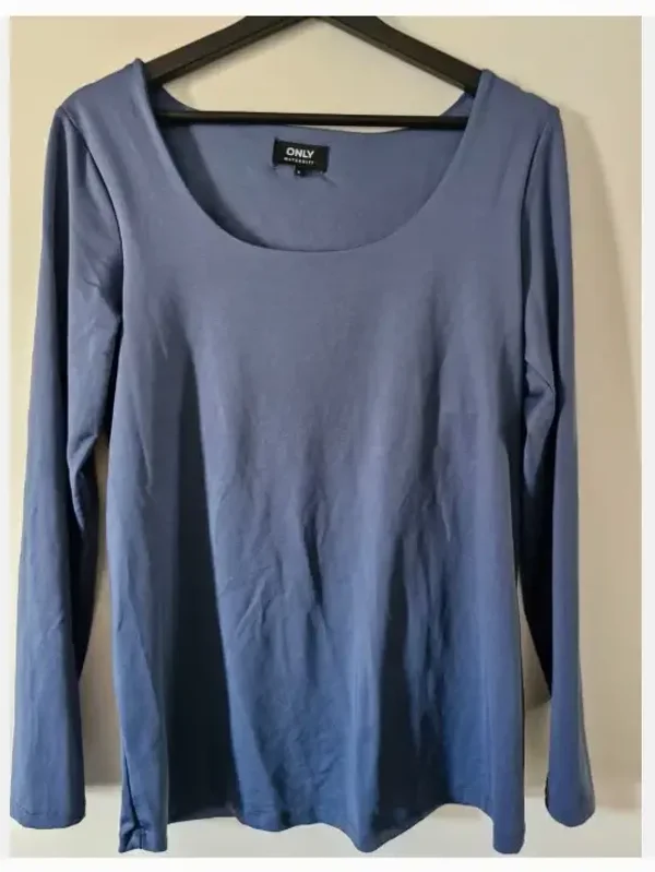 Donkerblauw zwangersdchapsshirt met lange mouwen maat L