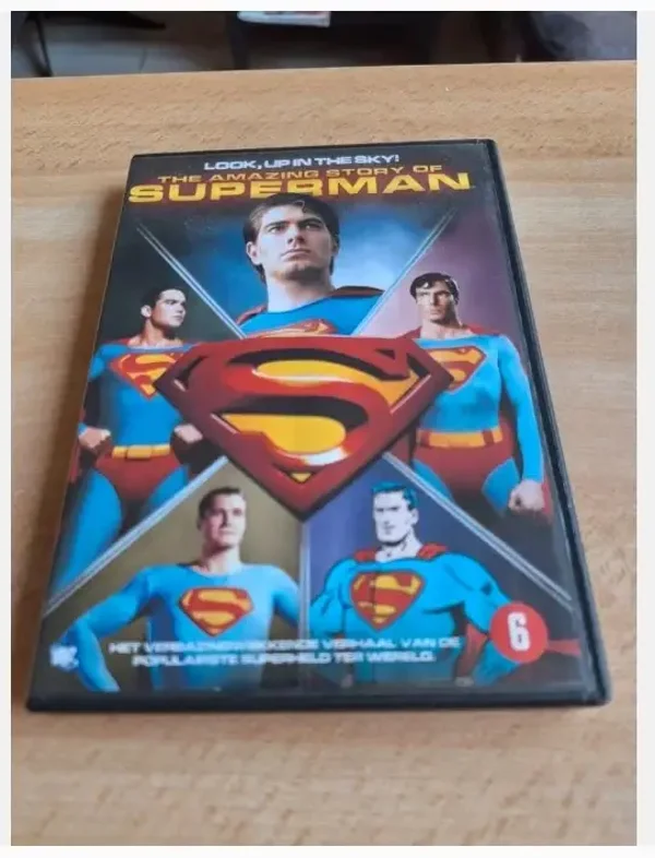 Dvd de inside story van de superman legende