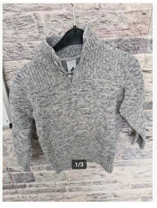 Grijze trui gebreid Maat 110