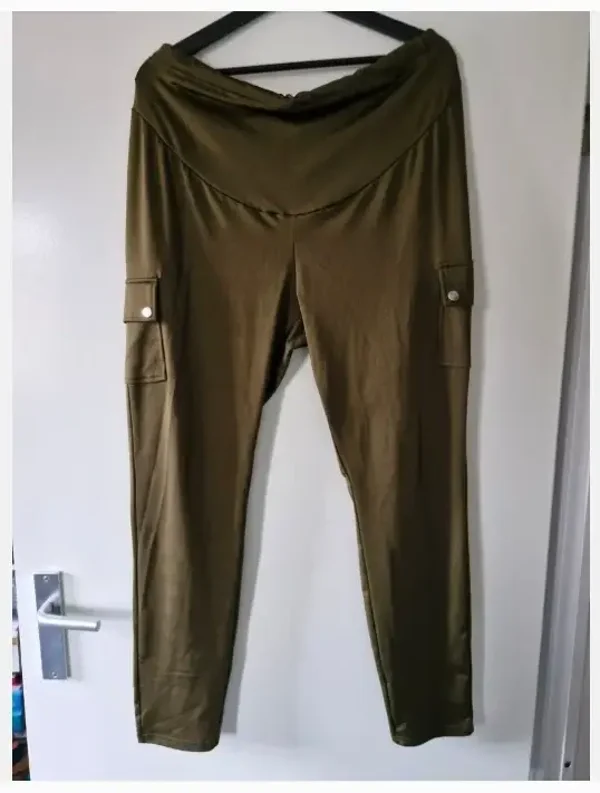 Khaki groene zwangerschapsbroek maat xl