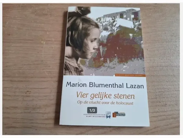 M. Blumenthal Lazan - Vier gelijke stenen