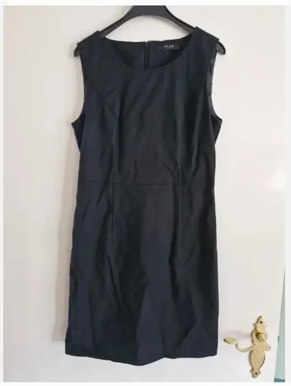 Nette zwarte jurk maat M