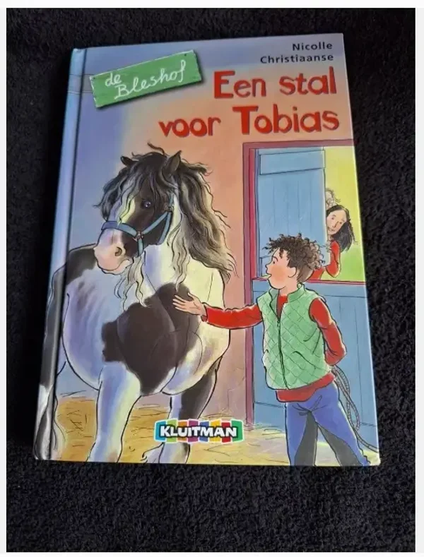 Nicolle Christiaanse - Een stal voor Tobias
