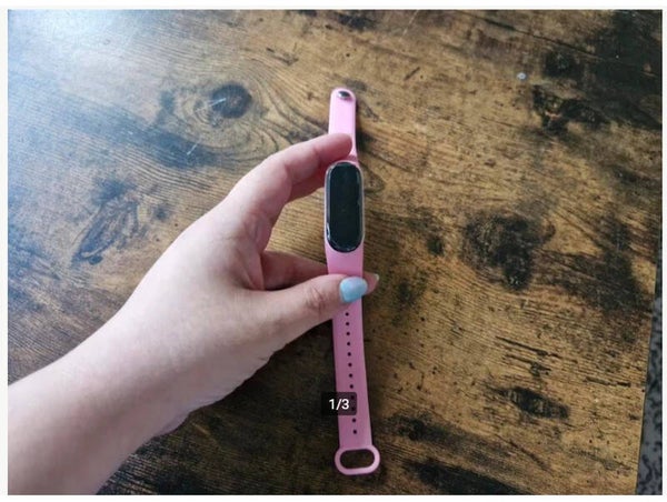 Nieuw roze digitaal horloge