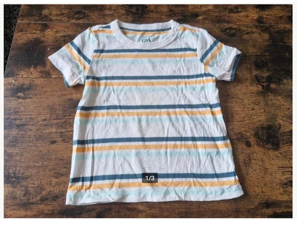 Nieuw wit gestreept tshirt Maat 92
