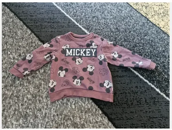 Paarse Mickey mouse trui maat 80-86