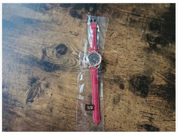 Rood dames quartz horloge Met sier diamantjes