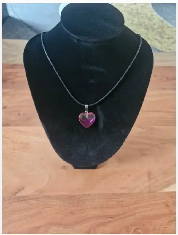 Roze gele hartjes ketting