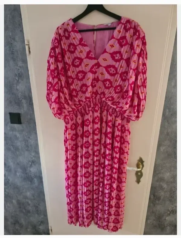 Roze zomerjurk maat 54