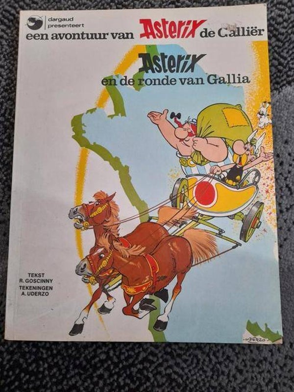 Stripboek asterix en de ronde van gallia