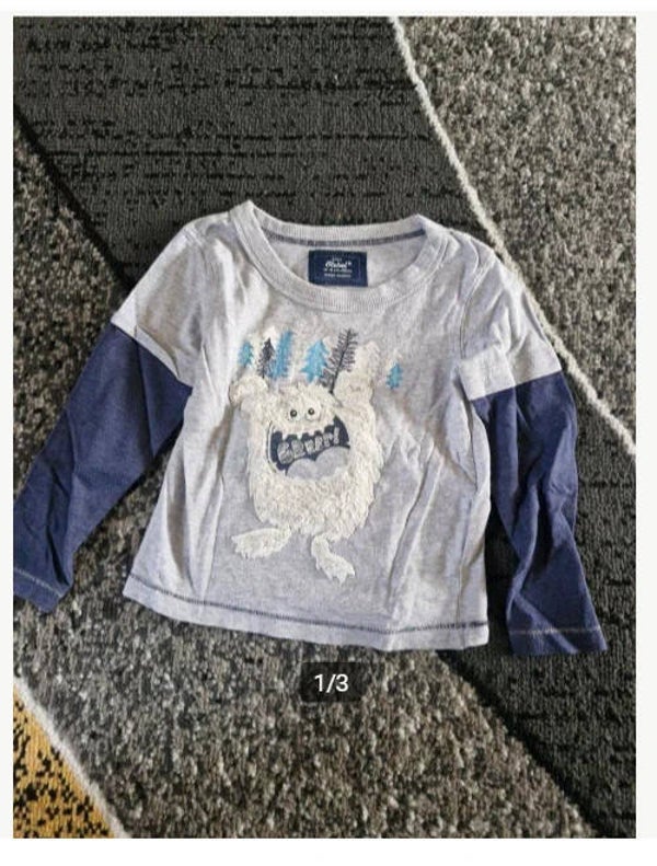 Grijs shirt met sneeuwmonster Maat 86