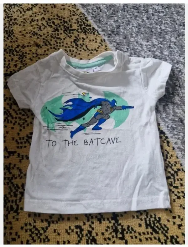 Wit batcave tshirt maat 68