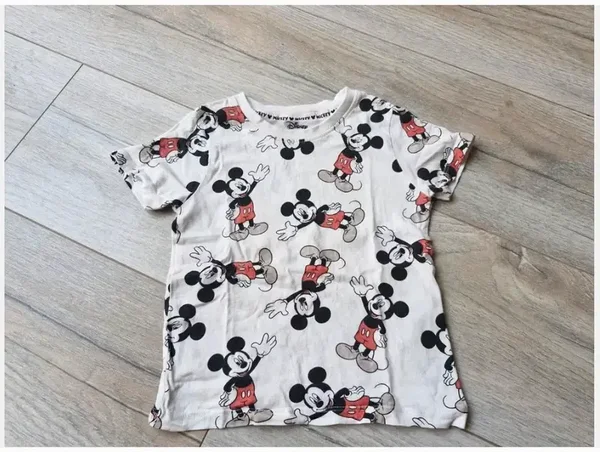 Wit Mickey tshirt Maat 86