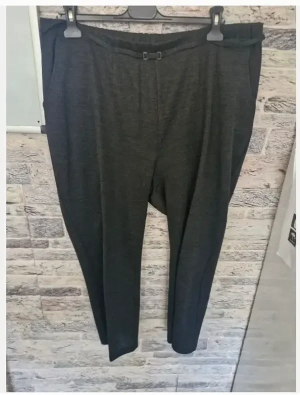 Zwart grijze nette broek maat 48