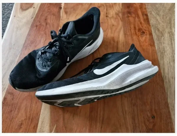 Zwarte Nike sneakers maat 45