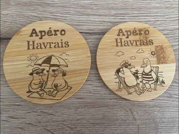 Ensemble de deux sous verre en bois gravés Apéro Havrais