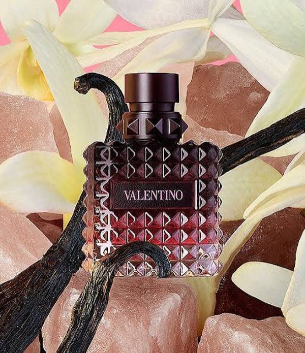 Valentino Donna Born In Roma Intense