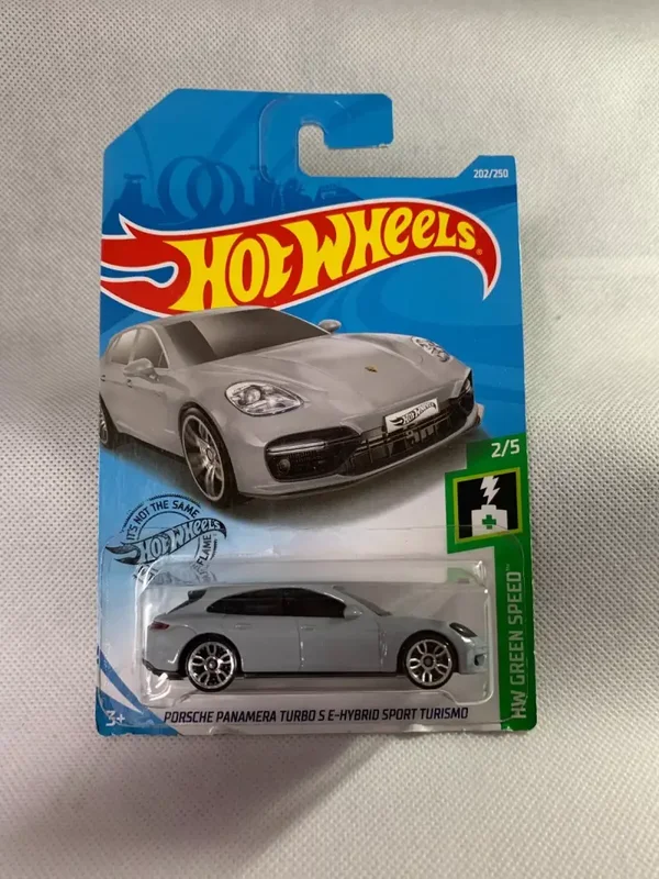 2023 Hot Wheels HW GREEN SPEED 2/10 Porsche Panamera Turbo S E-Hybrid 38/250
