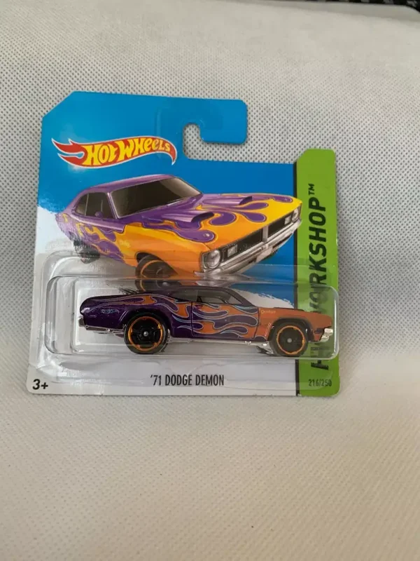 HOT WHEELS - 2015 HW Workshop - '71 Dodge Demon in Purple 216/250 - Short Card