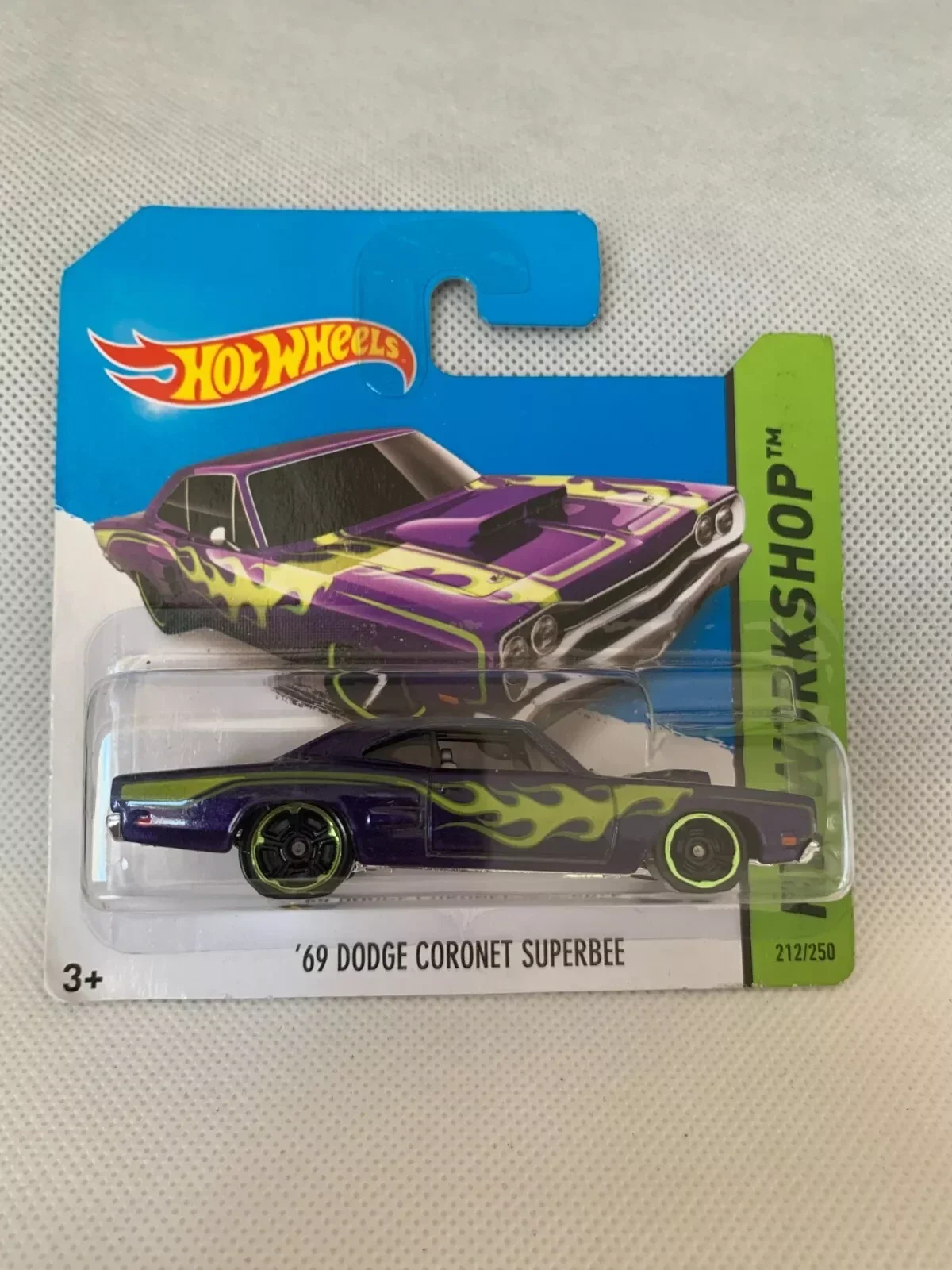 Hot Wheels BFG43 2014 HW Workshop Dodge 1969 Coronet Superbee 212/250 Purple