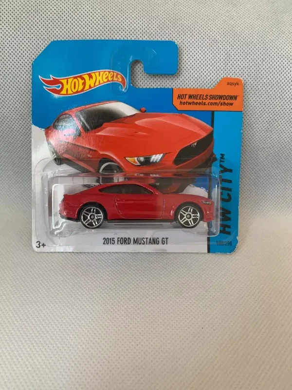 Hot Wheels 2015 ford mustang gt red 100/200