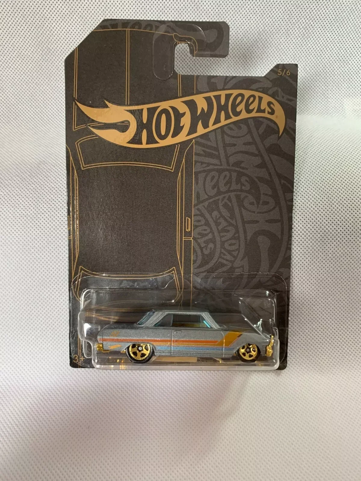 Hot Wheels - 2019 - '63 CHEVY II - Satin and Chrome 5/6 - GHN99