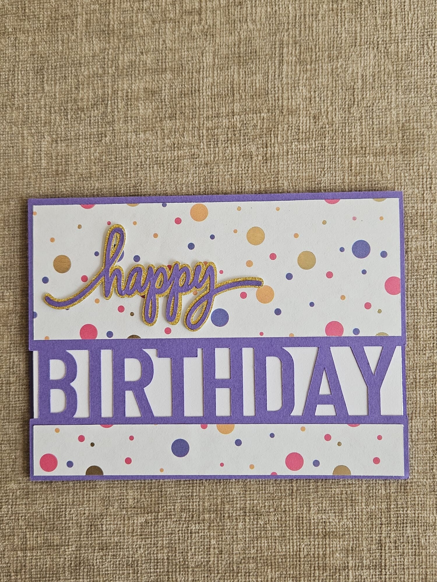 Kaart handgemaakt - Happy Birthday met stippen