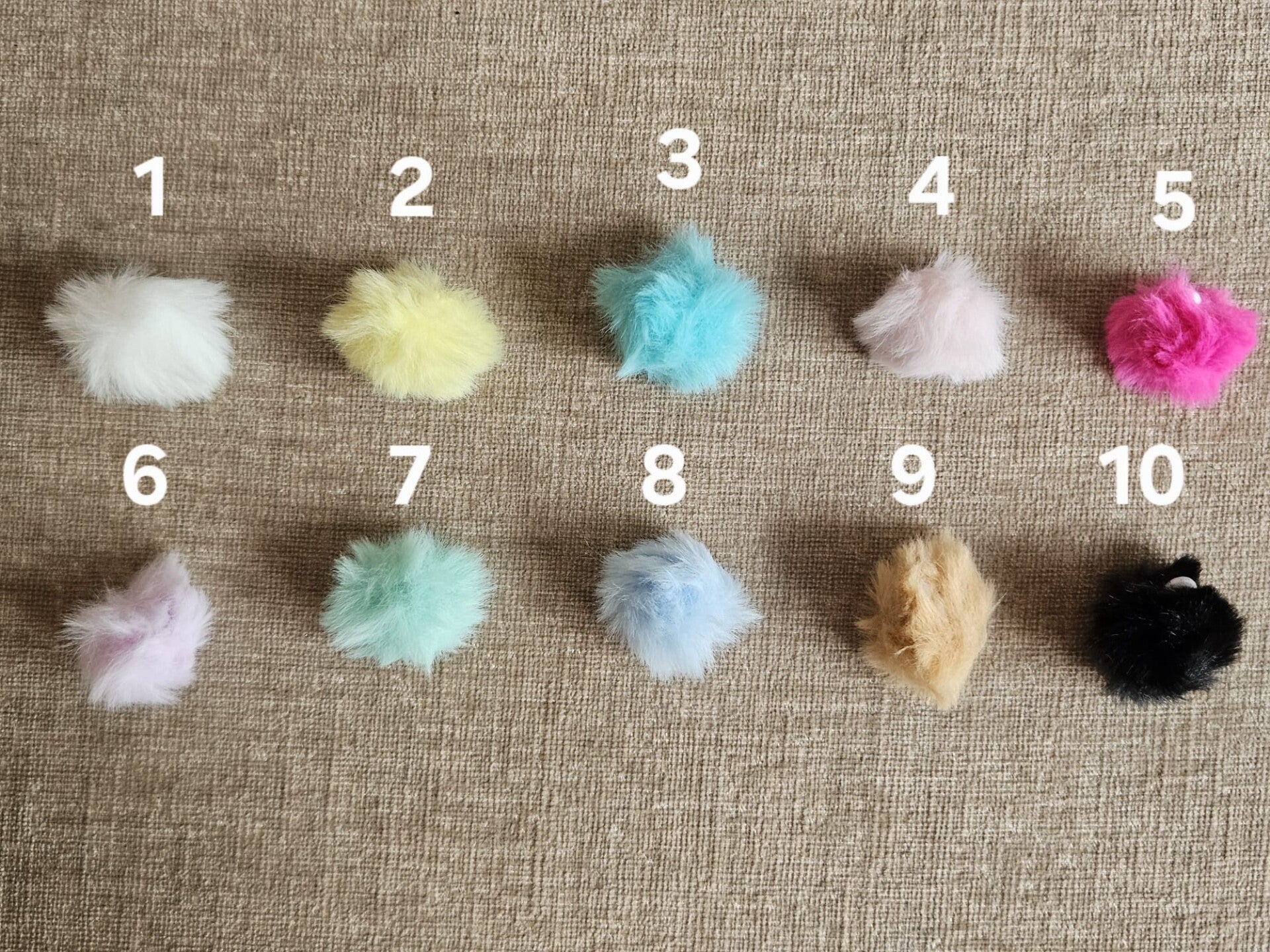 Handgemaakte sleutelhangers - Pompons (deel 3)