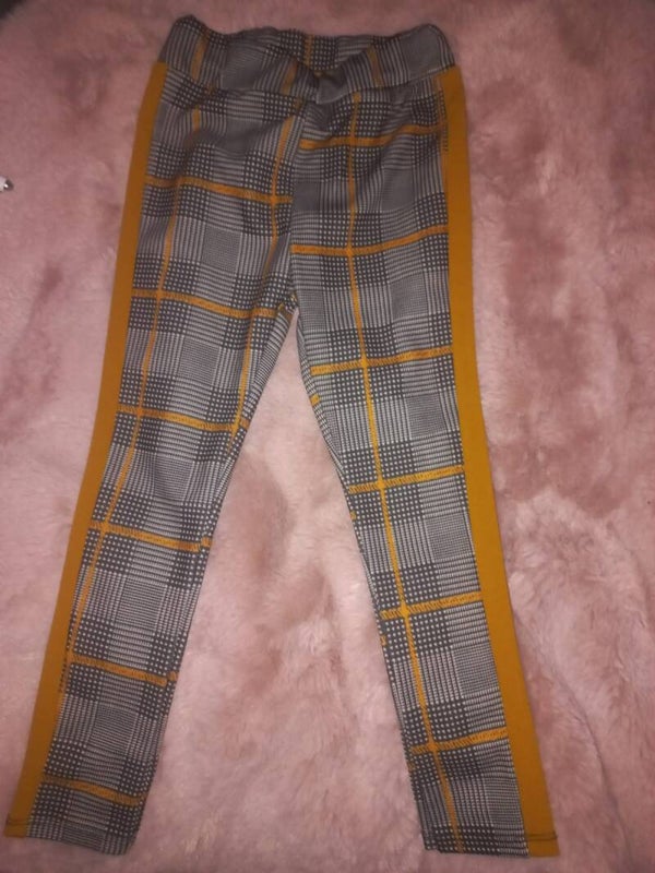 NEW COLLECTION Broek Maat 98/104