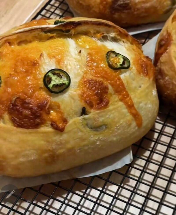 Jalapeño cheddar Sourdough