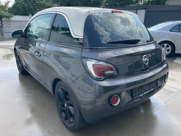 Opel Adam