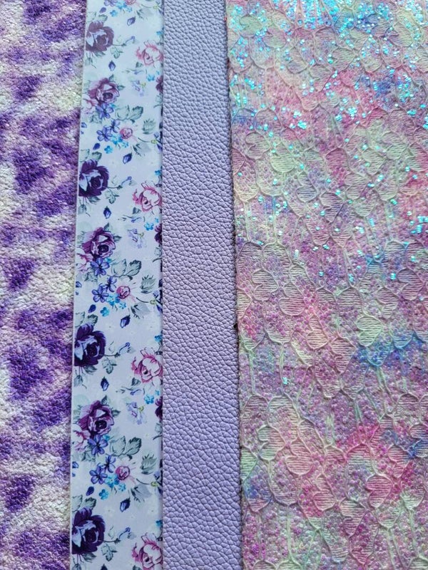 4 vellen zeer mooi leer. ( 2 glitter)