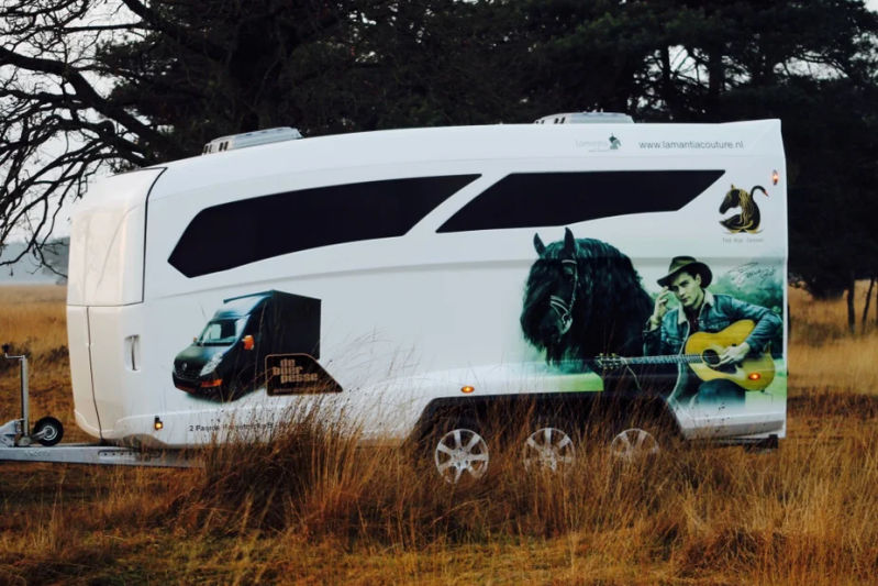 Douwe Bob en Friese hengst LimiTed Edition