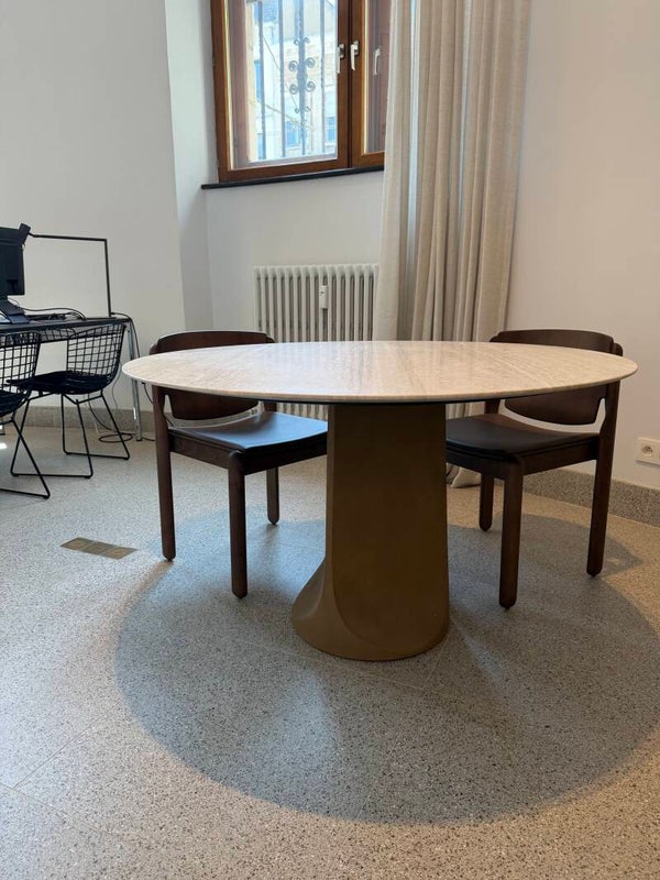 Tacchini - Togrul table - Expo model