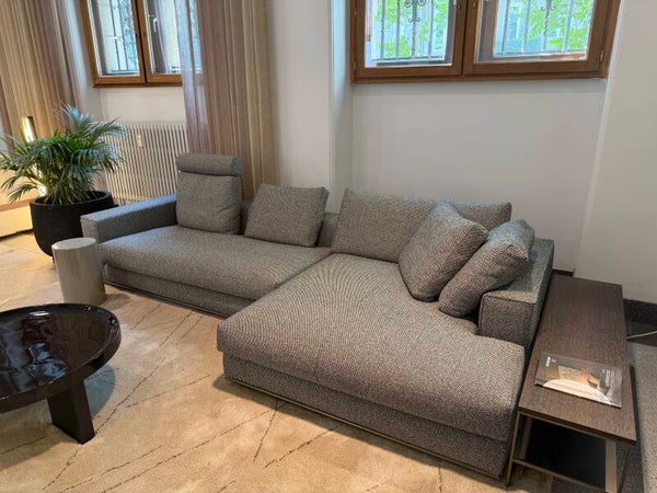 Minotti - Hamilton Sofa - Expo model