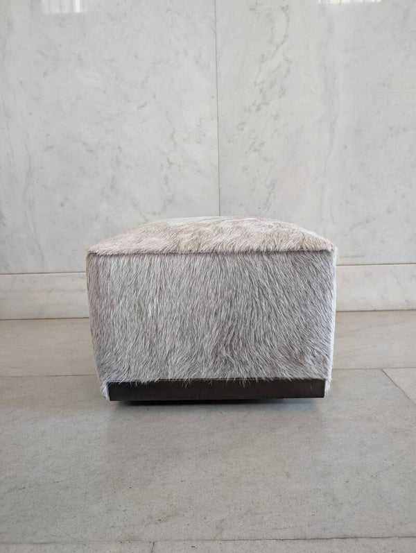 Minotti - West pouf - Expo model
