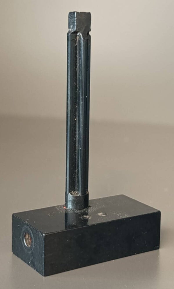Short shot wheel holder