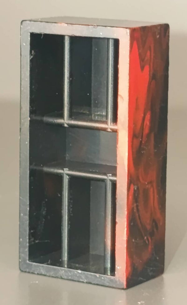 Marbled wheelholder