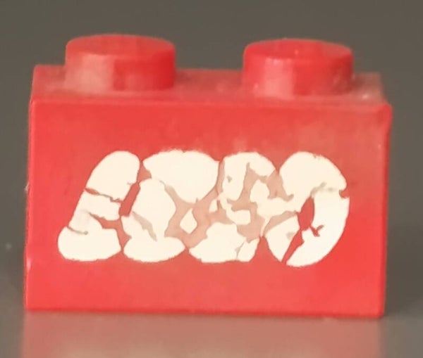 1x2 brick with Lego logo misprint