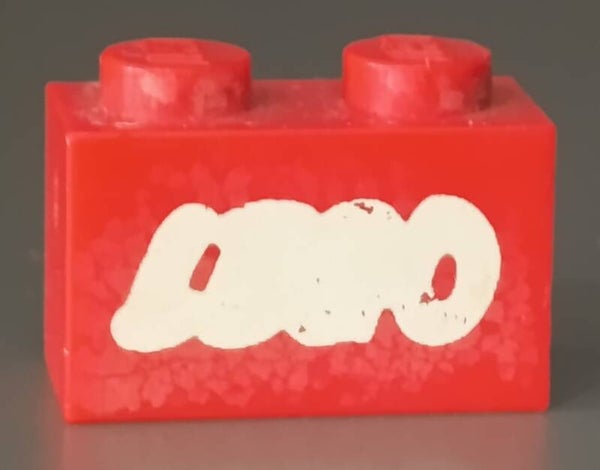 1x2 brick with Lego logo misprint