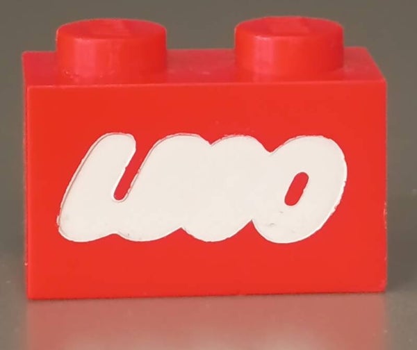 1x2 brick with Lego logo misprint