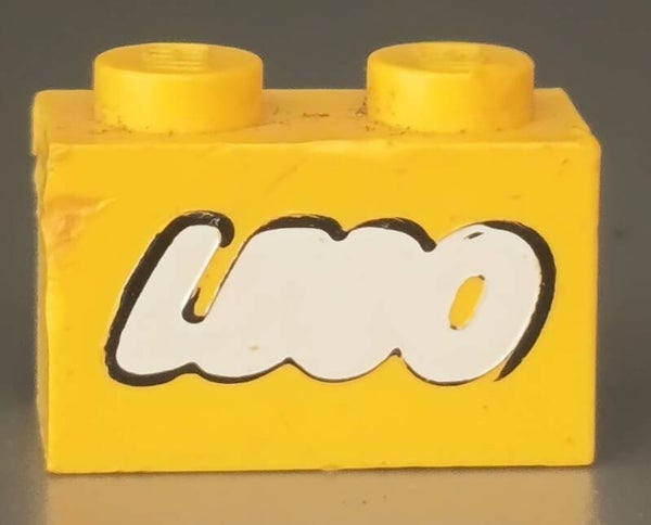 1x2 brick with Lego logo misprint