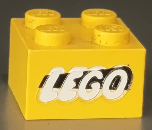 2x2 misprint Lego logo